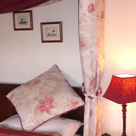 Mill Close Bed & Breakfast 5*