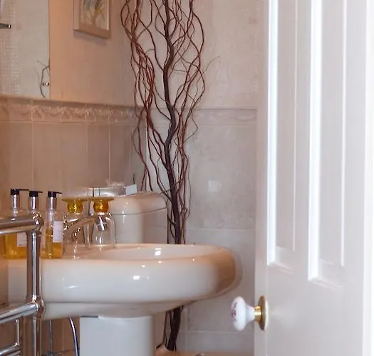 Bed & Breakfast Mill Close 5*